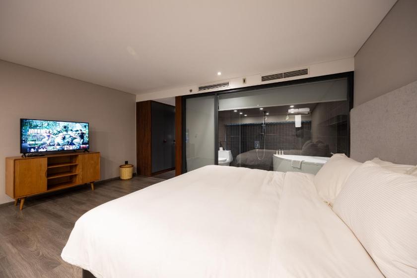 Căn Hộ 1 Phòng Ngủ