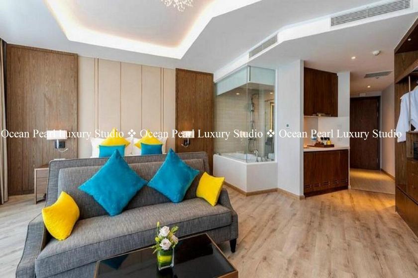Suite Có Giường Cỡ King Nhìn Ra Biển
