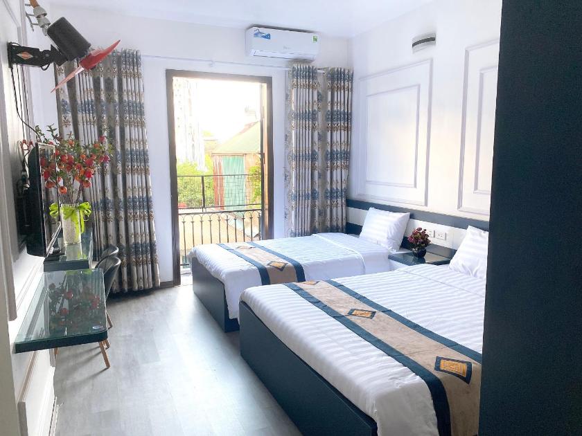 Phòng cho 3 người có Ban Công