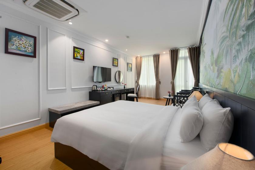 Suite Nhìn Ra Thành Phố