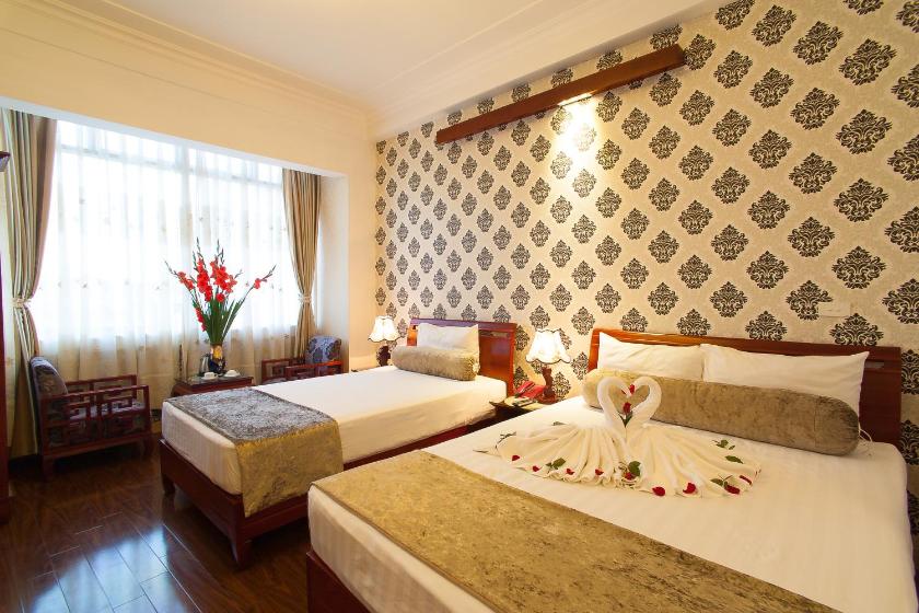 Phòng Gia Đình (3 Người Lớn) Phòng Gia Đình (3 Người Lớn)