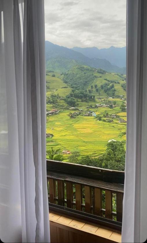 Phòng 4 Người Có Ban Công