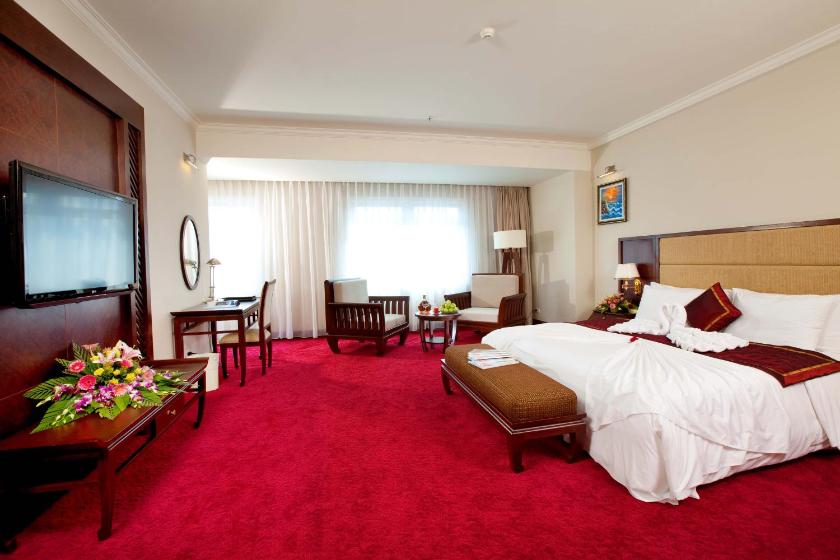 Suite Deluxe Có Giường Cỡ King