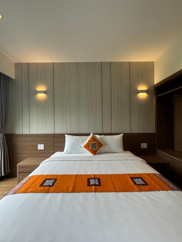 Phòng Có Giường Cỡ King Nhìn Ra Hồ Bơi