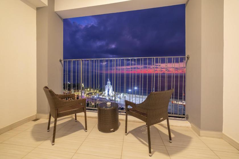 Studio Nhìn Ra Biển