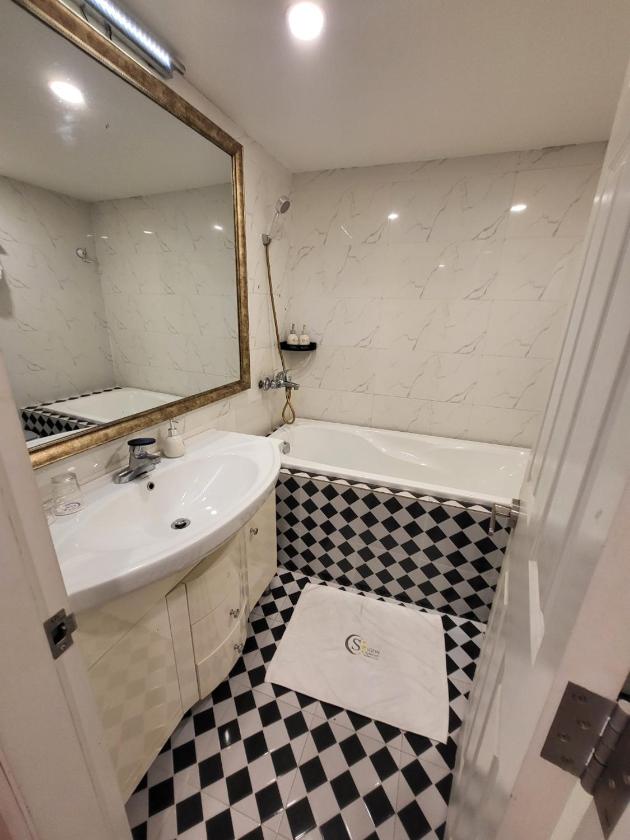 Phòng Deluxe Giường Đôi