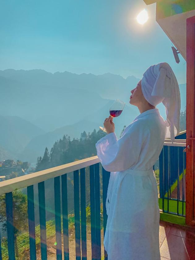 Phòng Giường Đôi Nhìn Ra Núi Phòng Giường Đôi Nhìn Ra Núi