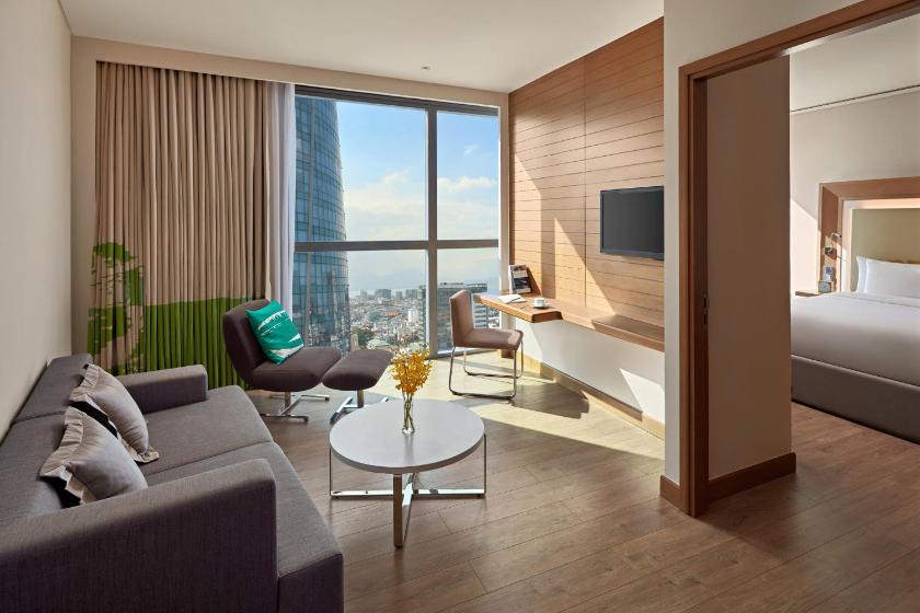 One-Bedroom Apartment with Kitchen and Bathtub