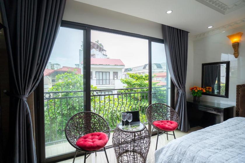 Suite Junior Có Ban Công