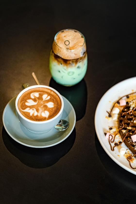 COZY TWIN NEST - FREE LAUNDRY, MINIBAR