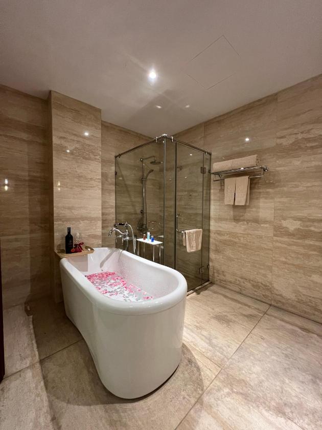 Suite Có Giường Cỡ King Suite Có Giường Cỡ King