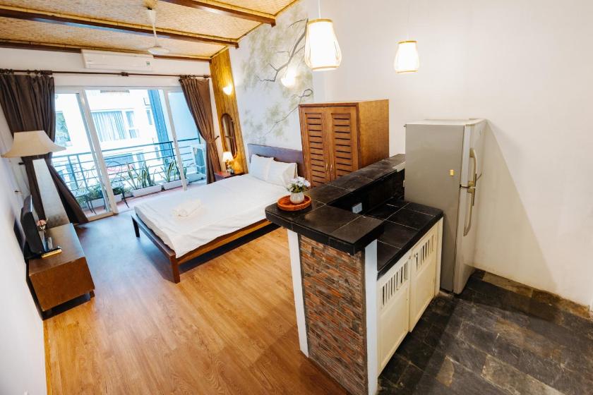 Studio Có Ban Công