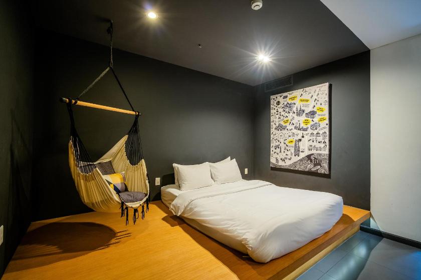 Tổ Deluxe Giường Đôi Tổ Deluxe Giường Đôi