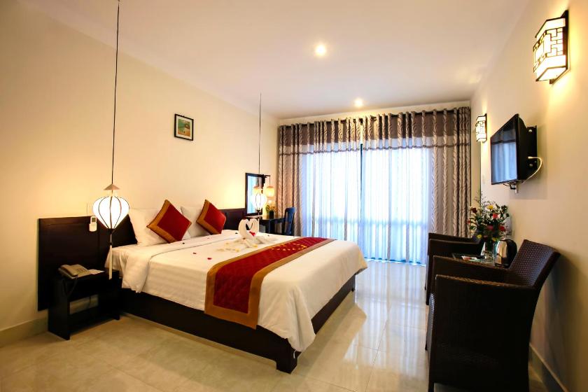 Phòng Deluxe Giường Đôi Nhìn ra Khu vườn hoặc Hồ bơi Phòng Deluxe Giường Đôi Nhìn ra Khu vườn hoặc Hồ bơi