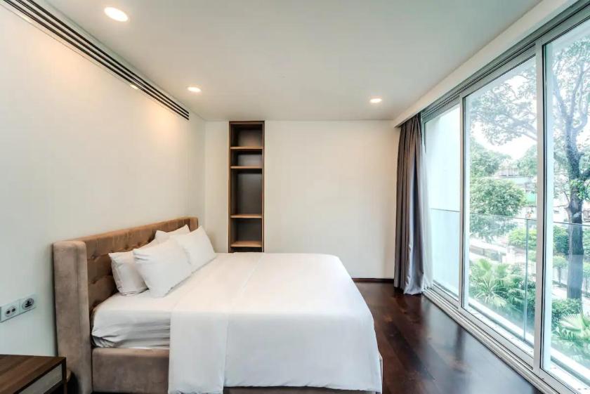 Four-Bedroom Platinum Apartment