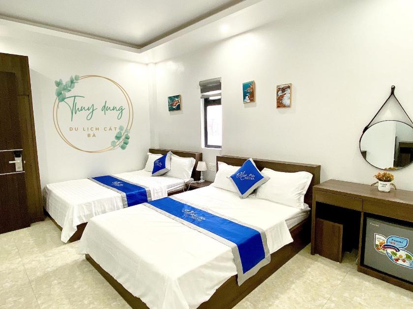 Phòng Deluxe (2 Người lớn + 1 Trẻ em)