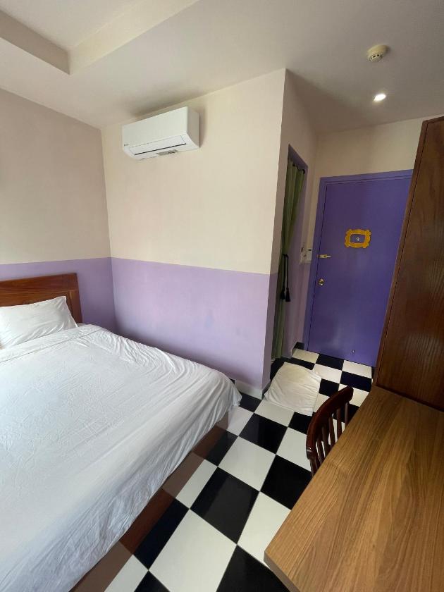 Phòng Deluxe Giường Đôi Có Ban Công