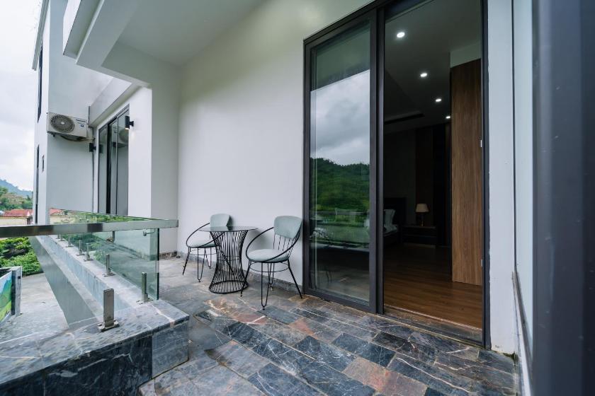 Phòng Giường Đôi Có Sân Hiên