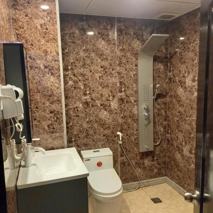 Phòng 2 Giường Đơn Nhìn Ra Thành Phố