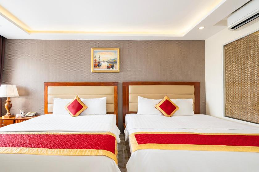 Phòng Deluxe Gia đình