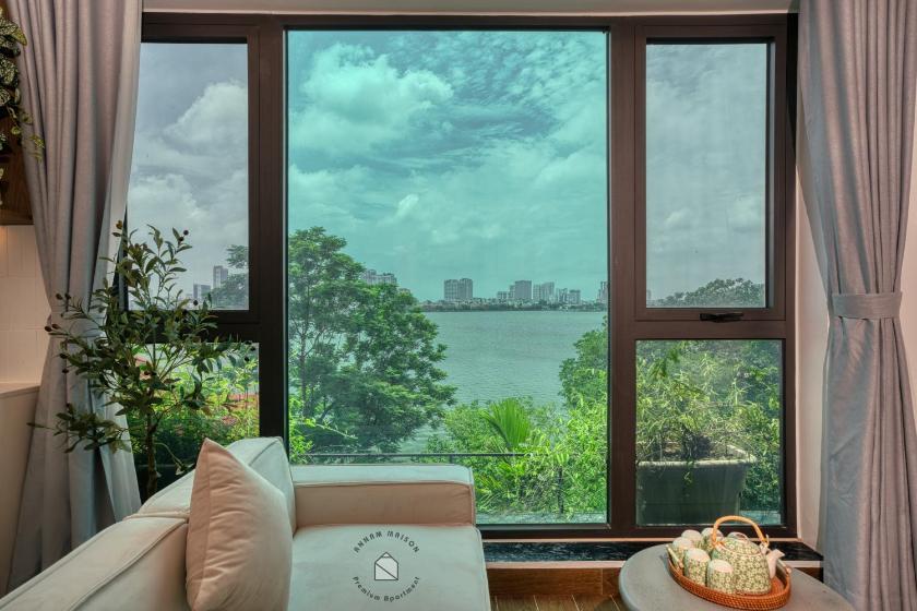 Căn Hộ 1 Phòng Ngủ Có Ban Công Và Tầm Nhìn Ra Mặt Nước