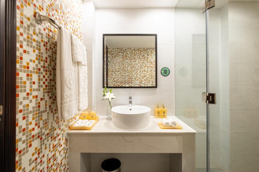 Studio Có Giường Cỡ King