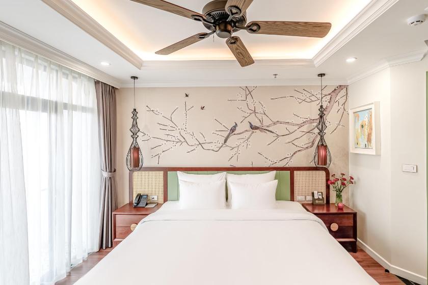 Phòng Deluxe Giường Đôi/2 Giường Đơn Có Ban Công