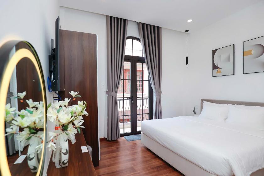 Phòng Giường Đôi Lớn