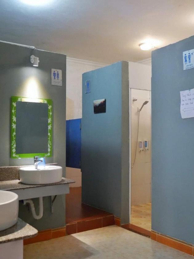 Giường Tầng Trong Phòng Ngủ Tập Thể Cho Nam Và Nữ