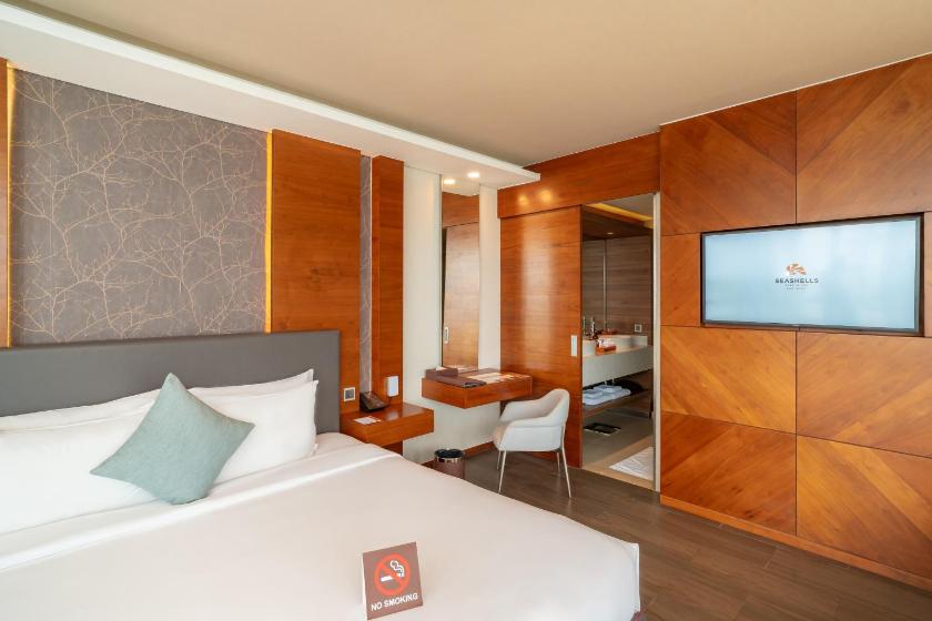 Suite Phu Quoc Với 1 Lần Mát-xa Toàn Thân (40 Phút) Cho 4 Khách Suite Phu Quoc Với 1 Lần Mát-xa Toàn Thân (40 Phút) Cho 4 Khách