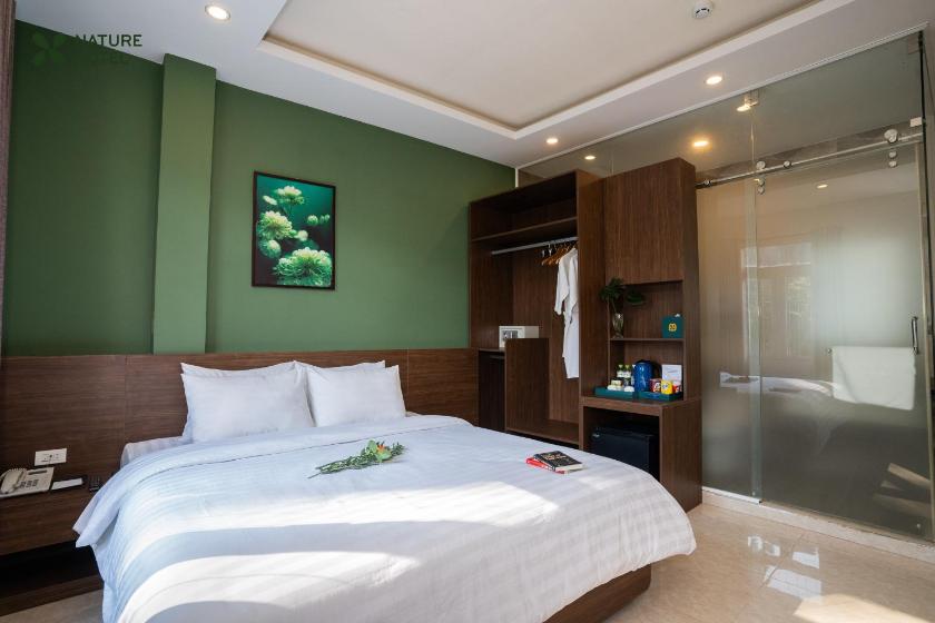 Phòng Có Giường Cỡ King Với Ban Công Phòng Có Giường Cỡ King Với Ban Công