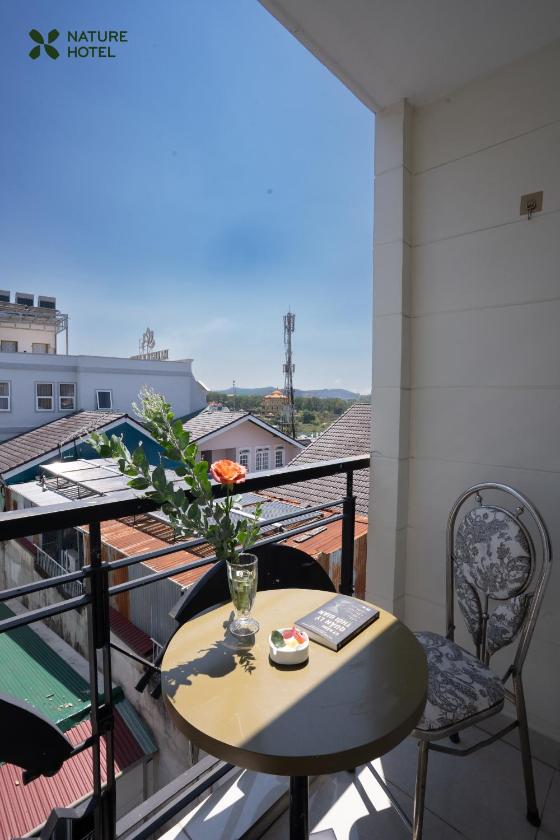 Phòng Có Giường Cỡ King Với Ban Công Phòng Có Giường Cỡ King Với Ban Công