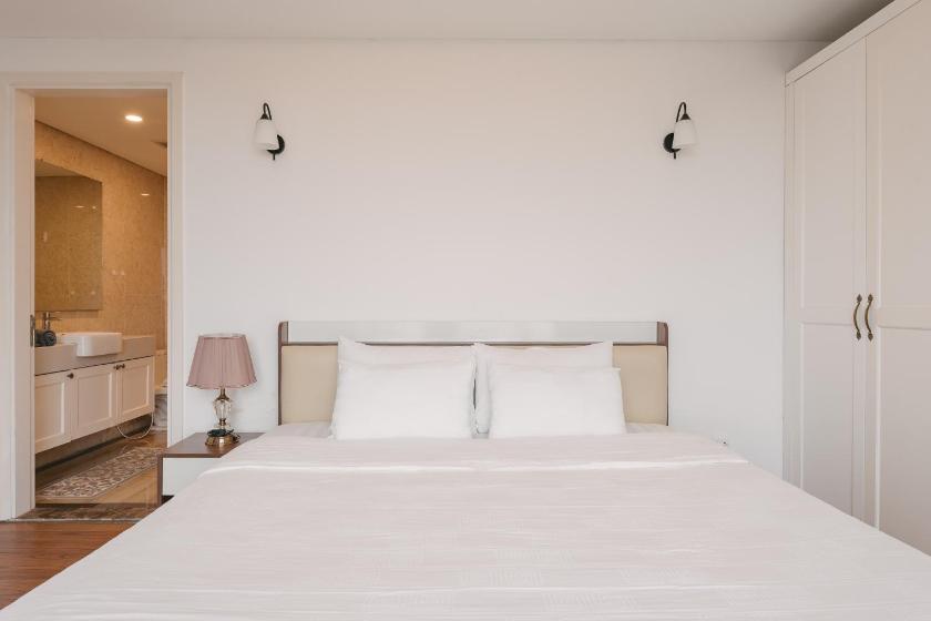 Căn Hộ Deluxe 3 Phòng Ngủ