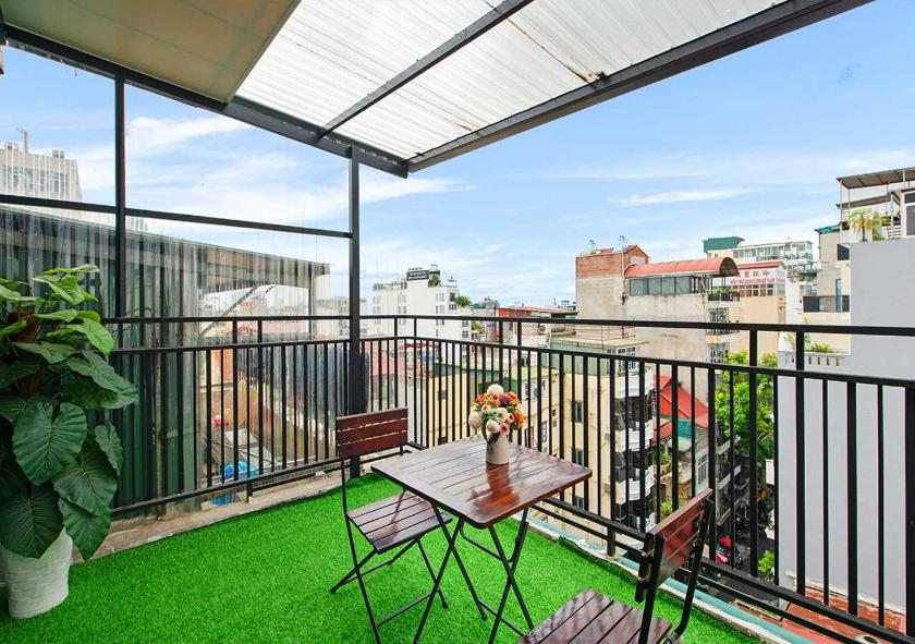 Suite có giường cỡ King với ban công