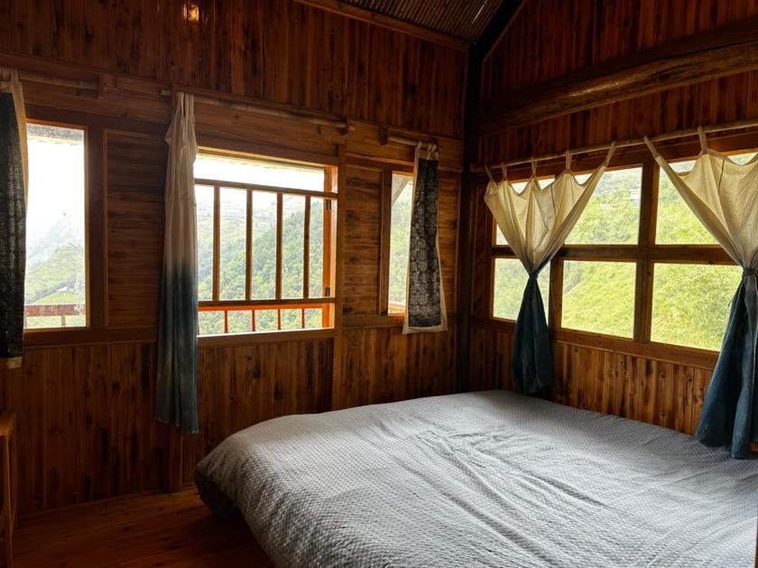 Phòng Giường Đôi Với Phòng Tắm Chung