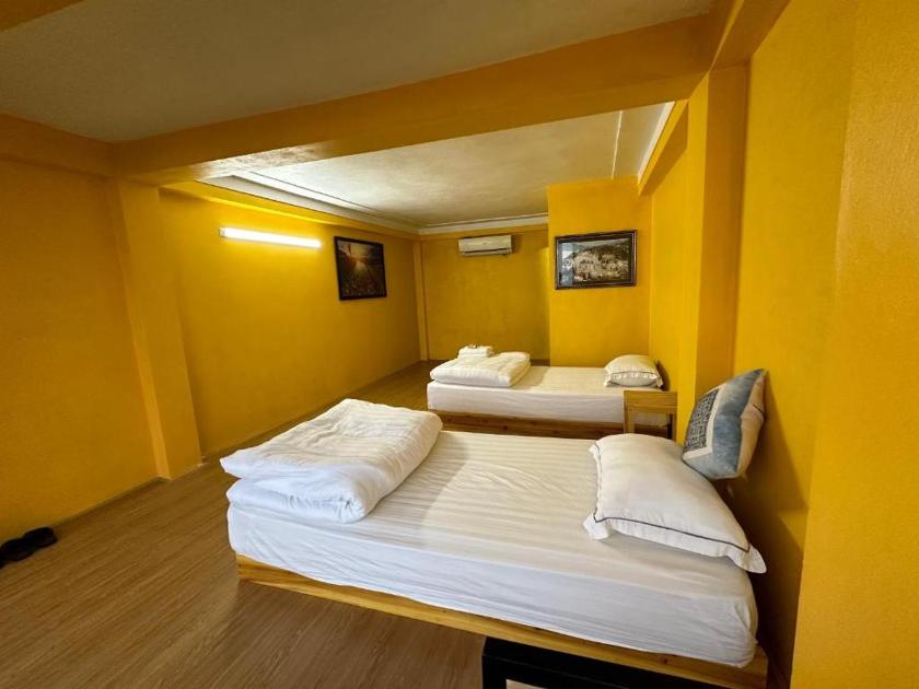 Phòng Deluxe Giường Đôi/2 Giường Đơn Nhìn Ra Núi