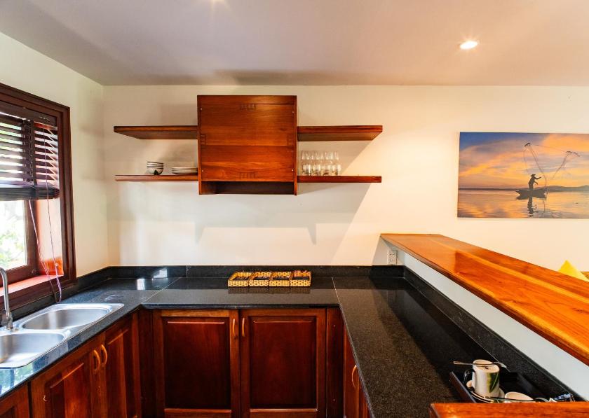 Suite Có Sân Hiên - Nhìn Ra Biển