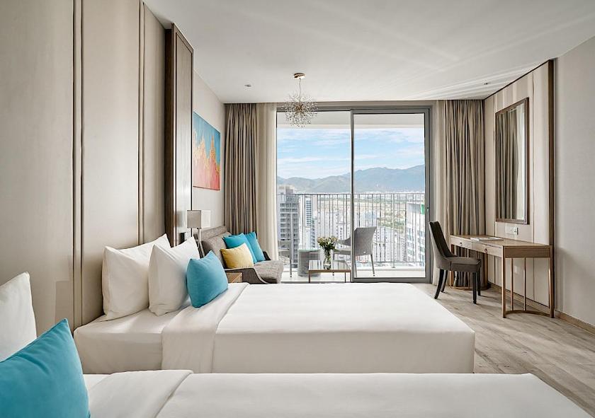 Phòng Gia Đình Nhìn Ra Biển Từ Phía Bên Cạnh