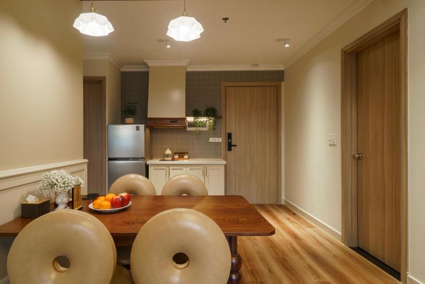 Three-Bedroom Premium Apartment with Balcony