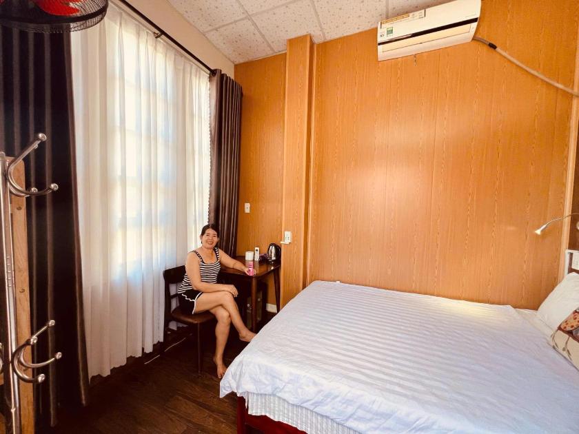 Phòng Có Giường Cỡ Queen Với Ban Công