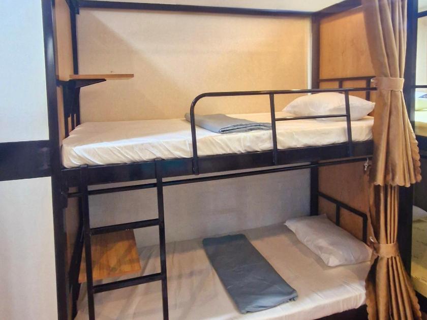 Phòng Ngủ Tập Thể 6 Giường Dành Cho Nữ