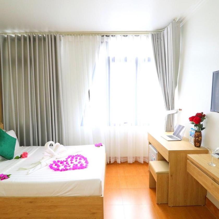 Phòng Deluxe Giường Đôi