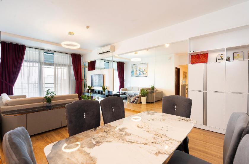 Căn Hộ 2 Phòng Ngủ Có Ban Công