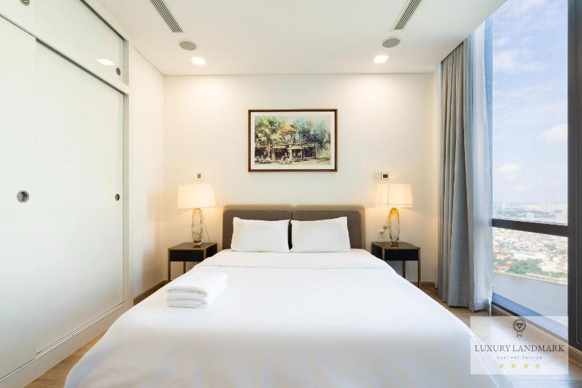 Four-Bedroom Platinum Apartment