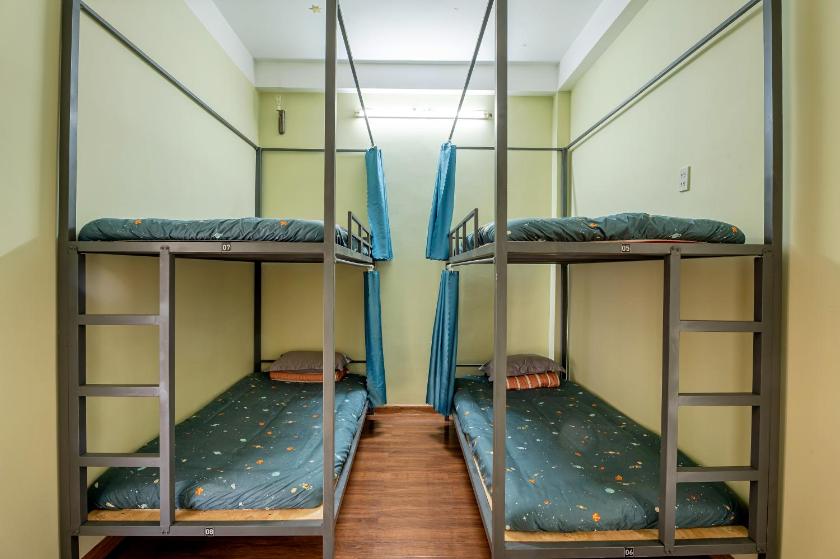 Phòng Ngủ Tập Thể Nam 8 Giường