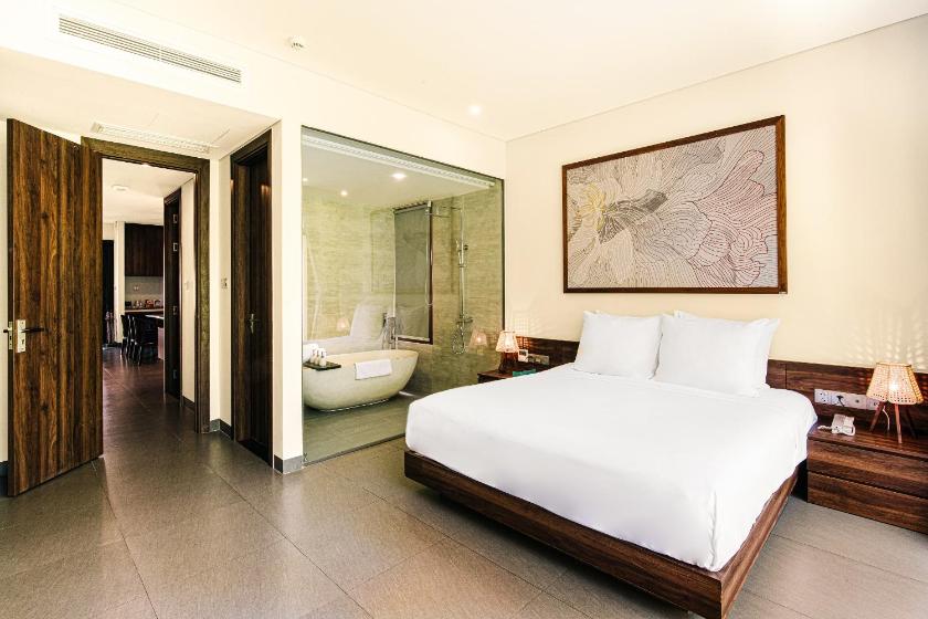 Villa 3 Bedrooms River View Villa 3 Bedrooms River View