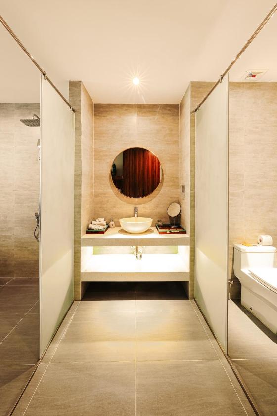 Hoi An Memories Show (Eco class) - Executive Suite River View Hoi An Memories Show (Eco class) - Executive Suite River View