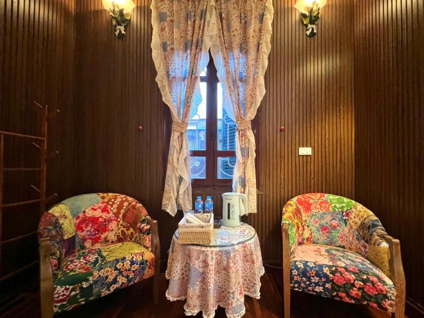 Phòng Có Giường Cỡ Queen