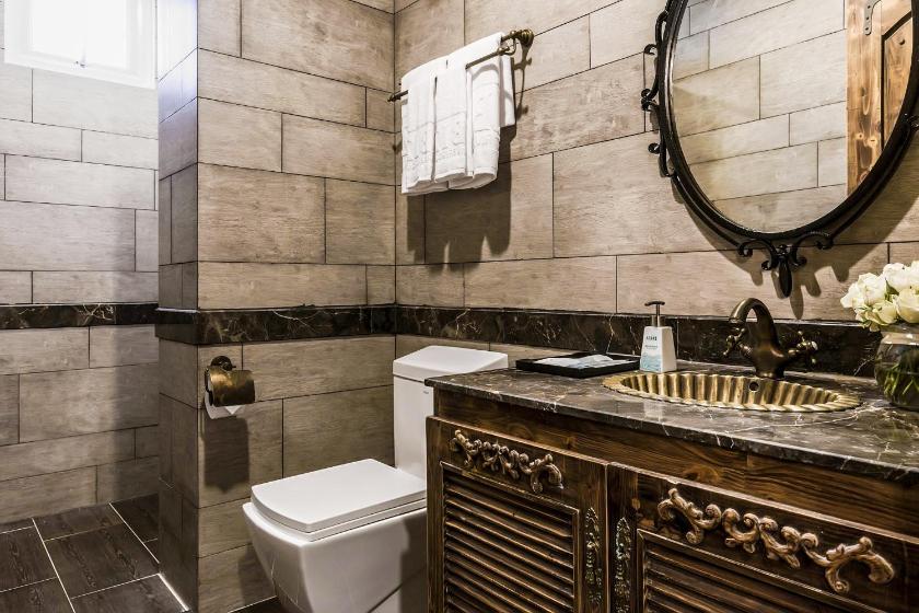 Phòng Deluxe 2 Giường Đơn Nhìn Ra Thành Phố