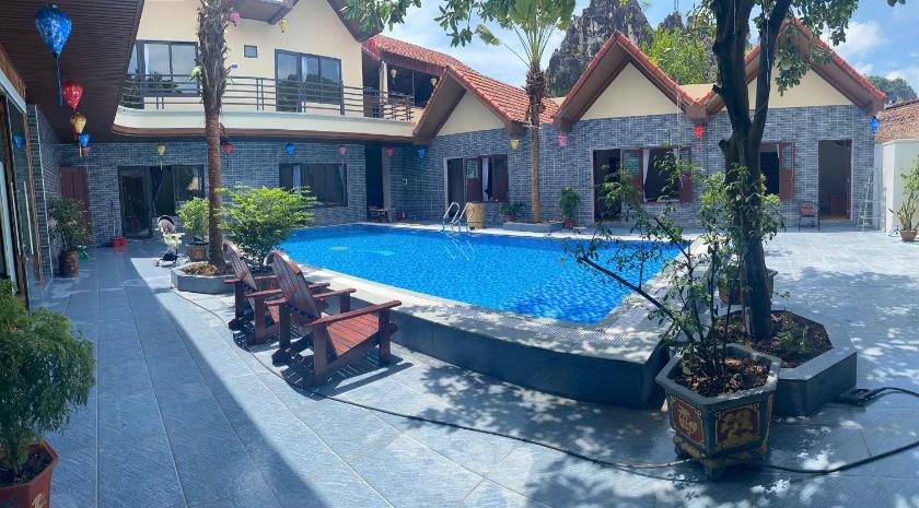Bungalow - Nhìn Ra Mặt Nước 